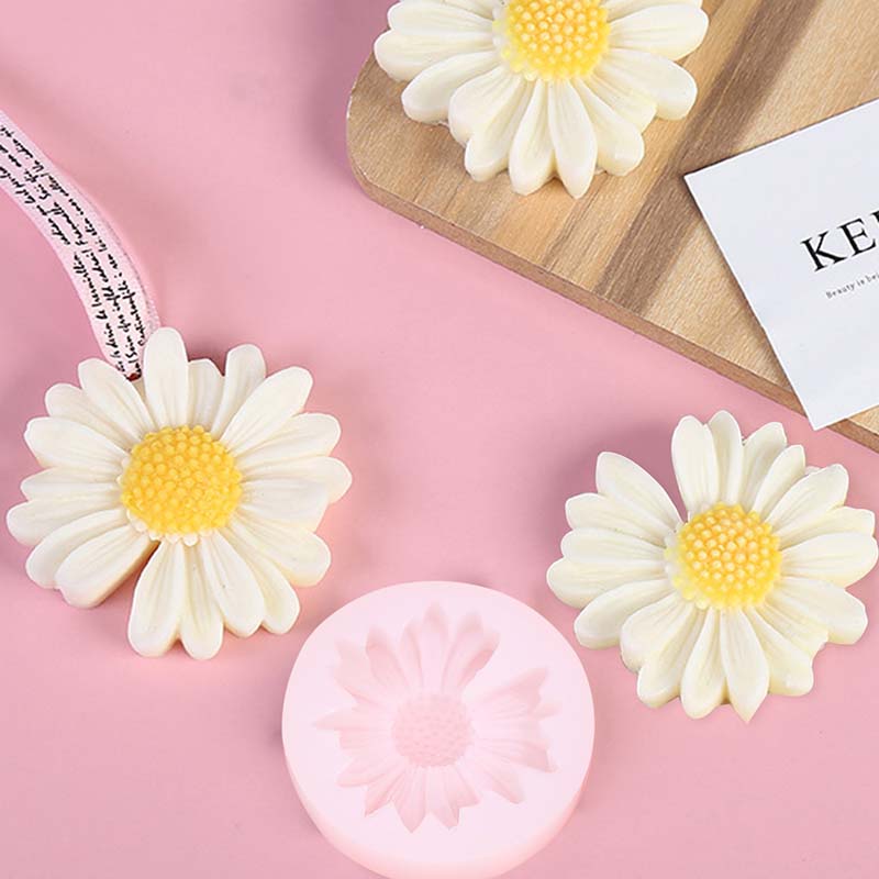 DIY Candle Silicone Mold Daisy Chamomile Flower Candle Wax Mould Handmade Soap Candle Molds Car Aromatherapy Making Home Decor
