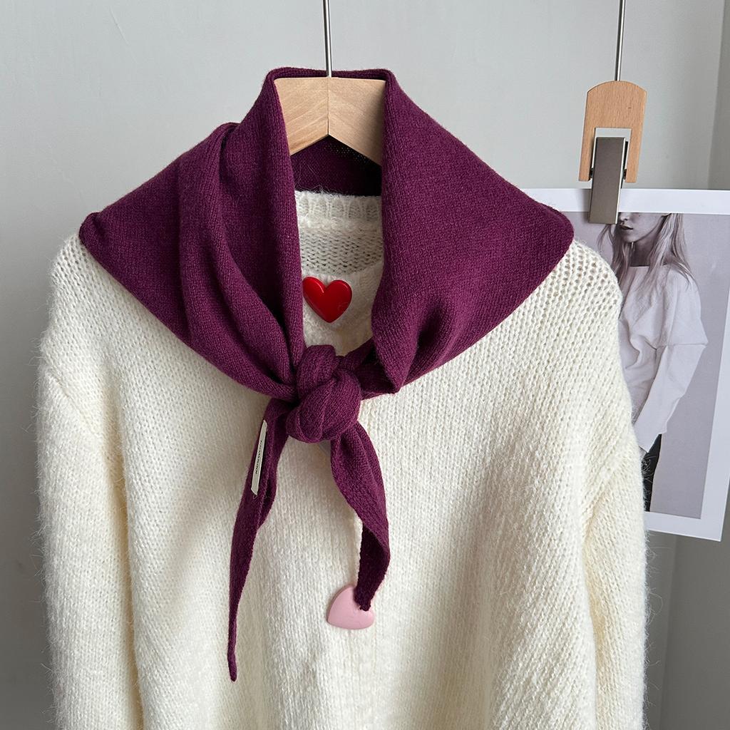 A Solid Color Wool Knitted Triangle Scarf for Women, Can Be Worn as a Fake Collar, Decorative Scarf for Air-Conditioned Rooms, Fashionable Shawl