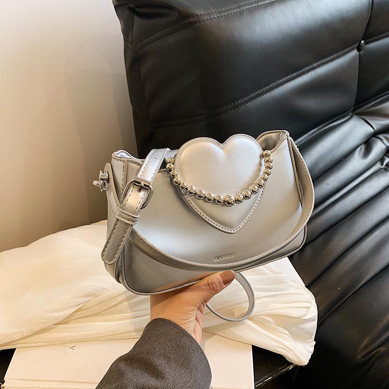 

Красная бисерная сумка на плечо Love для женщин, новые простые универсальные сумки через плечо, элегантные модные женские свадебные сумки