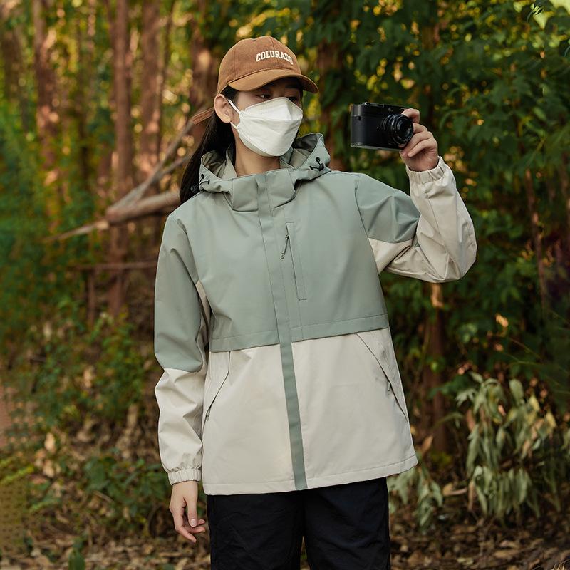 High-quality Outdoor Jackets, Windproof, Waterproof, Breathable Fishing Jackets, Hiking and Mountaineering Sports Jackets for Men and Women