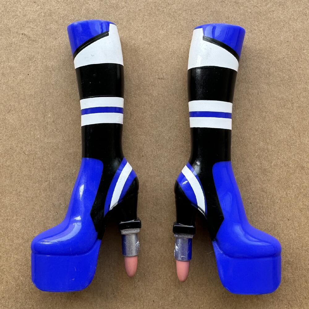 2001 Version Rare Face Doll Heads Classic Bratss Vintage Shoes Long Boots Girls Doll Parts For Collectors