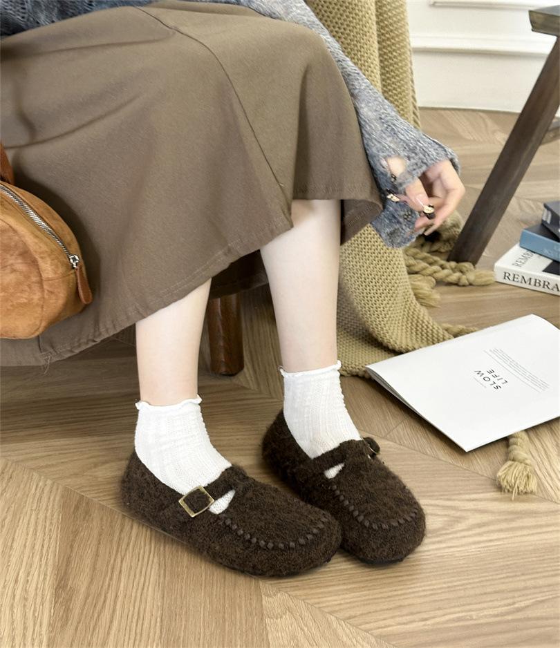 2025 autumn new matte belt buckle thick-soled outer wear half-drag lazy warm trendy women cotton velvet single shoes