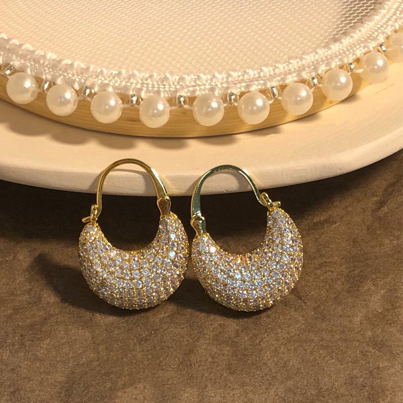 ZAKOL Sparkling Micropaved Zirconia Hoop Earrings Fashion Gold Color U-shaped Earring Party Zircon