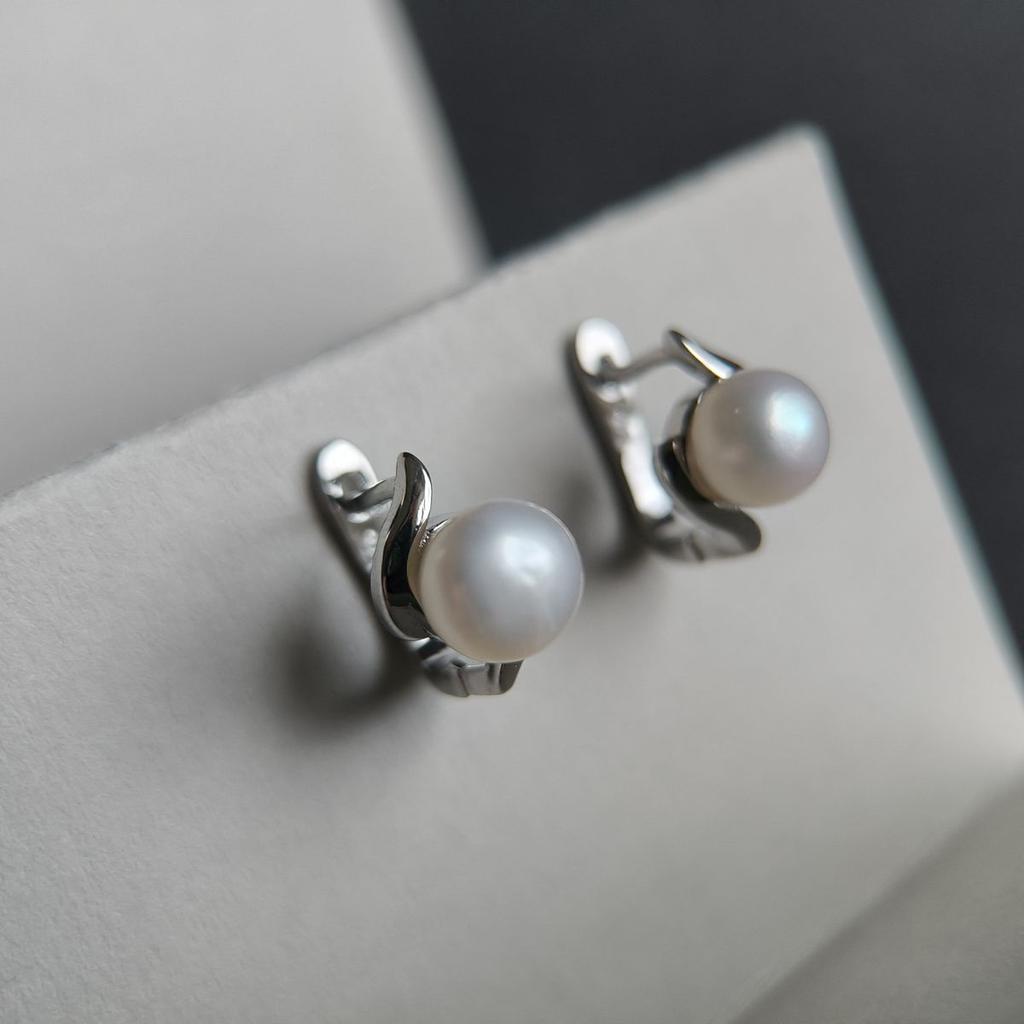 Серебряные серьги с натуральным жемчугом (2187073)