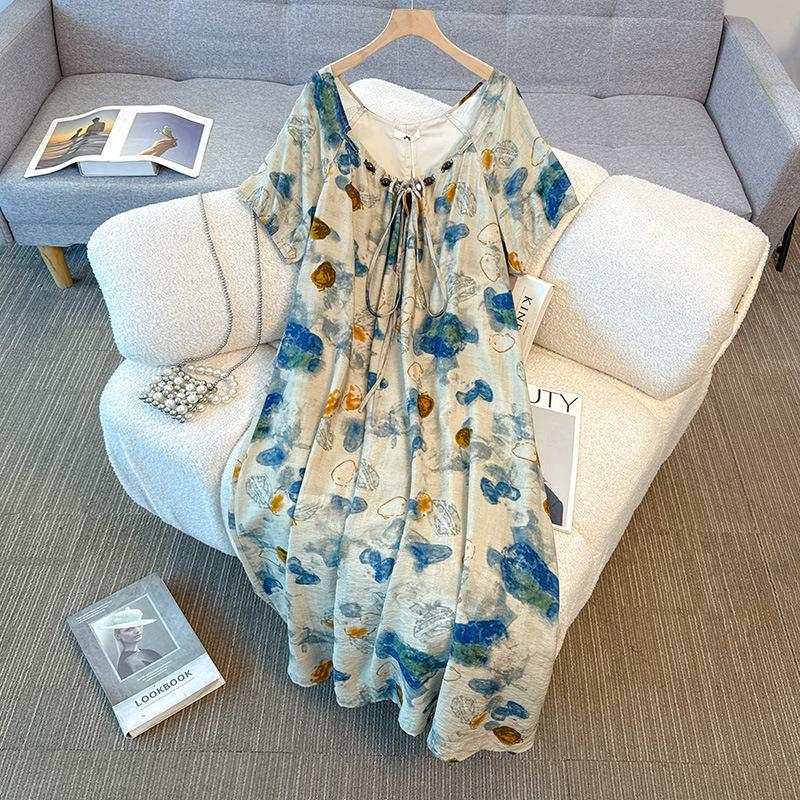 

Это новое летнее платье для женщин размера плюс с рельефным принтом в ретро китайском стиле и элегантным дизайном с бисером 6XL