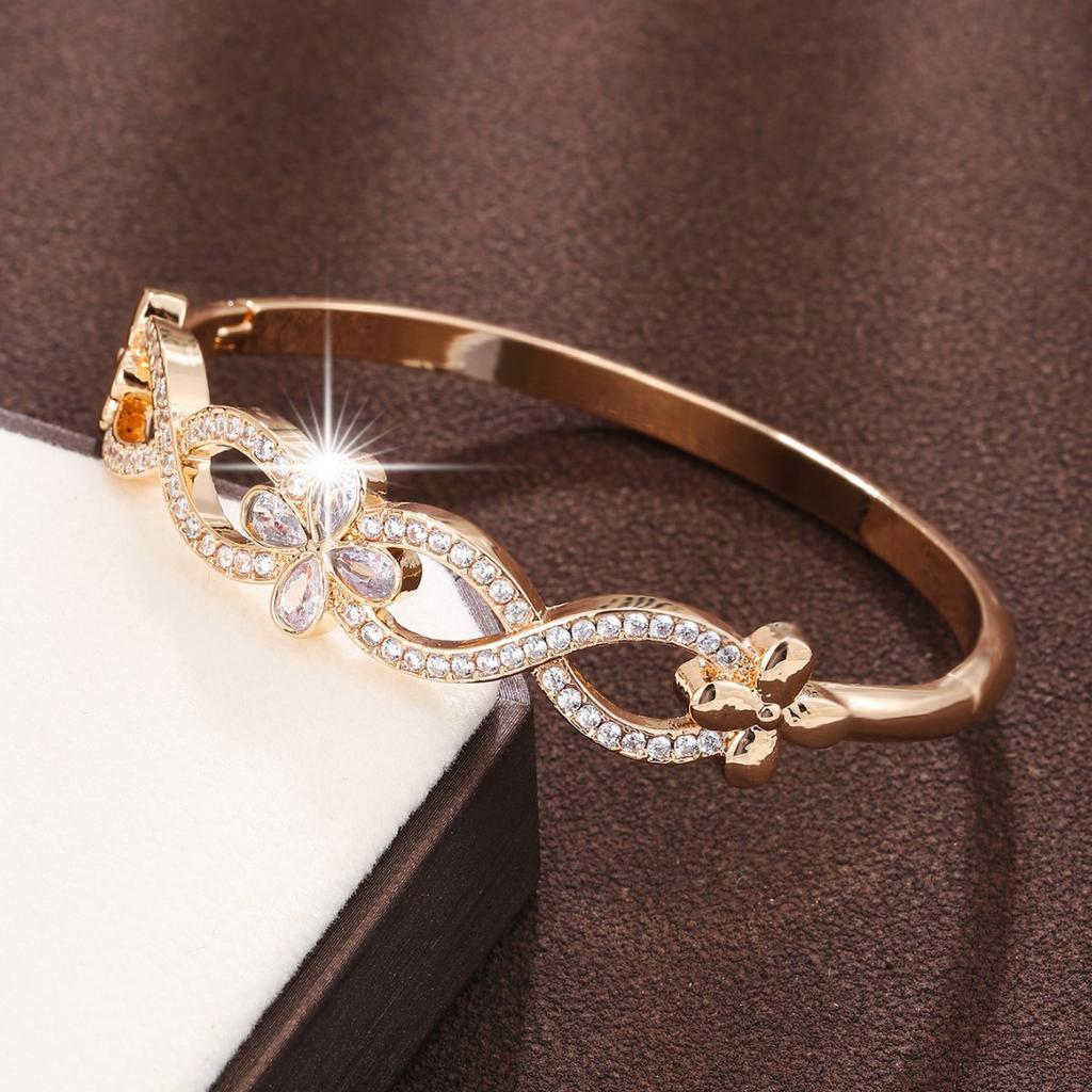 New Simple Micro-cross Flower Inlaid Zircon High-end Light Luxury Bracelet