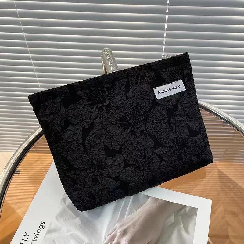 

Вельветовая косметичка с разноцветными полосками, портативная дорожная косметичка для ухода за кожей, эстетическая сумка для хранения косметики