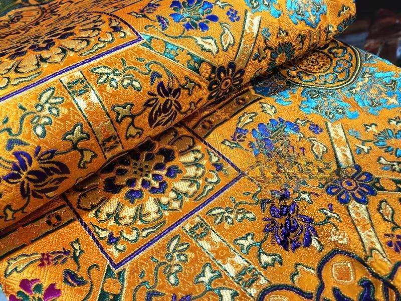 

Желтый/Красный/Синий/Зеленый/Белый Ткань в тибетском стиле Брокат Узор Цветок Гесанг Декор Буддийского Зала Скатерть Буддийский Зал жёлтый