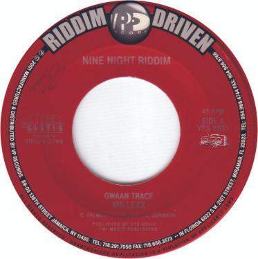 

7-дюймовая запись MR. LEXX / SASHA - Gwaan Trace / Poppy VPS8691 VP Records 2001 США Регги, Ска и Даб Б/У