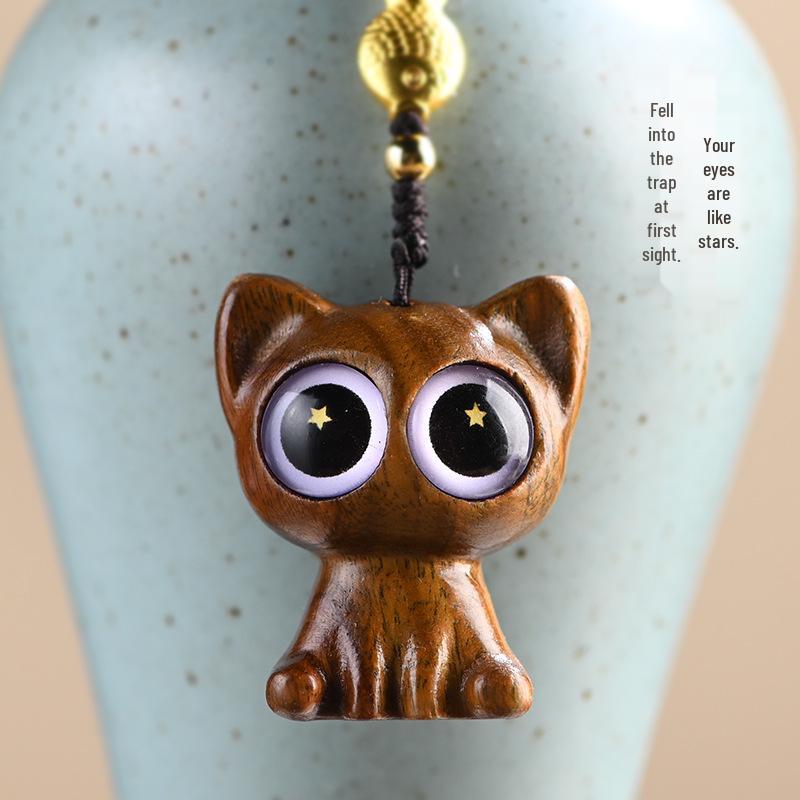 Starry Eyes Green Sandalwood Cat Keychain Pendant: Creative Birthday Gift for Boys, Girls & Backpack Charm