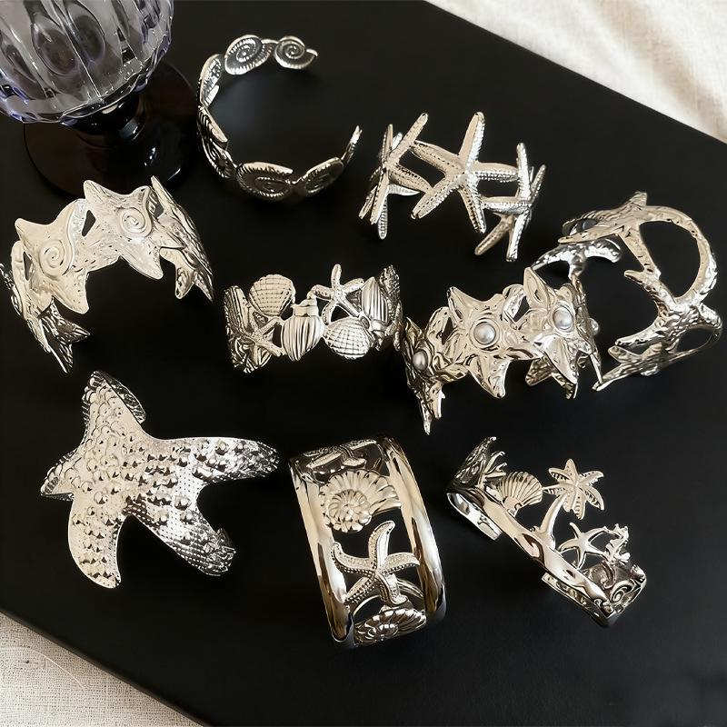 Adjustable European Seashell Open Cuff Bracelet - High-End Niche Design Metal Bangle
