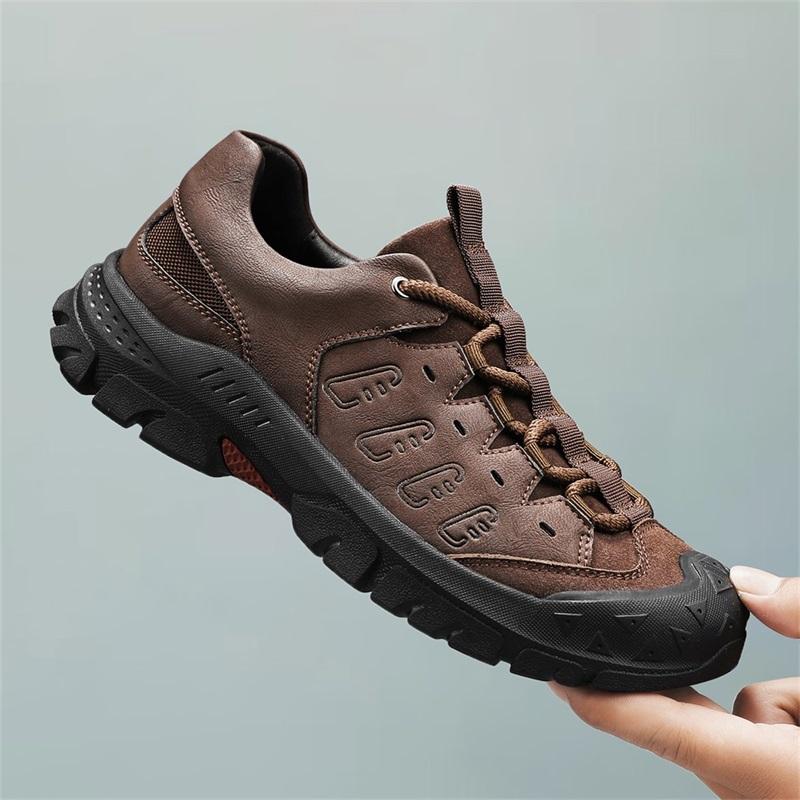 

Men Casual Sports Shoes Versatile Leather Brand Suitable for Daily Wear and Various Occasions High Quality Material for Durability 38