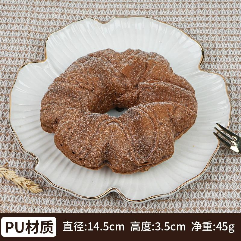 Bread Models Decorated With Rye Bread Baguette Toast Slow Pop Dessert Shop Cabinets With Various Styles Of Photographic Props