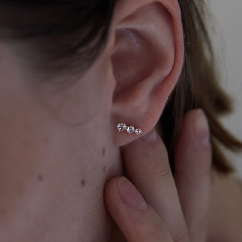 MARQUEMENT 14K Triny Shine stone piercing