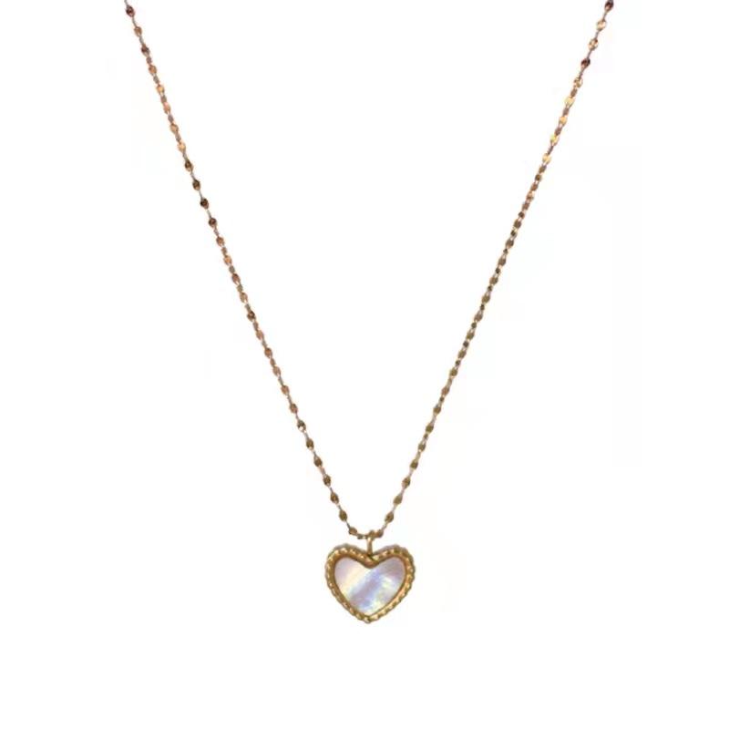 Light Luxury Versatile White Shell Love Titanium Steel Necklace Simple Sweet Lip Chain Peach Heart Pendant Stainless Steel Collarbone Chain