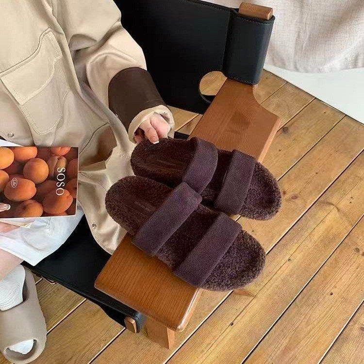 Cowhide Version~ One-word with Fluffy Slippers for Women To Wear 2025 Autumn Retro Evening Breeze Thick-bottomed Versatile Lamb Wool Mop