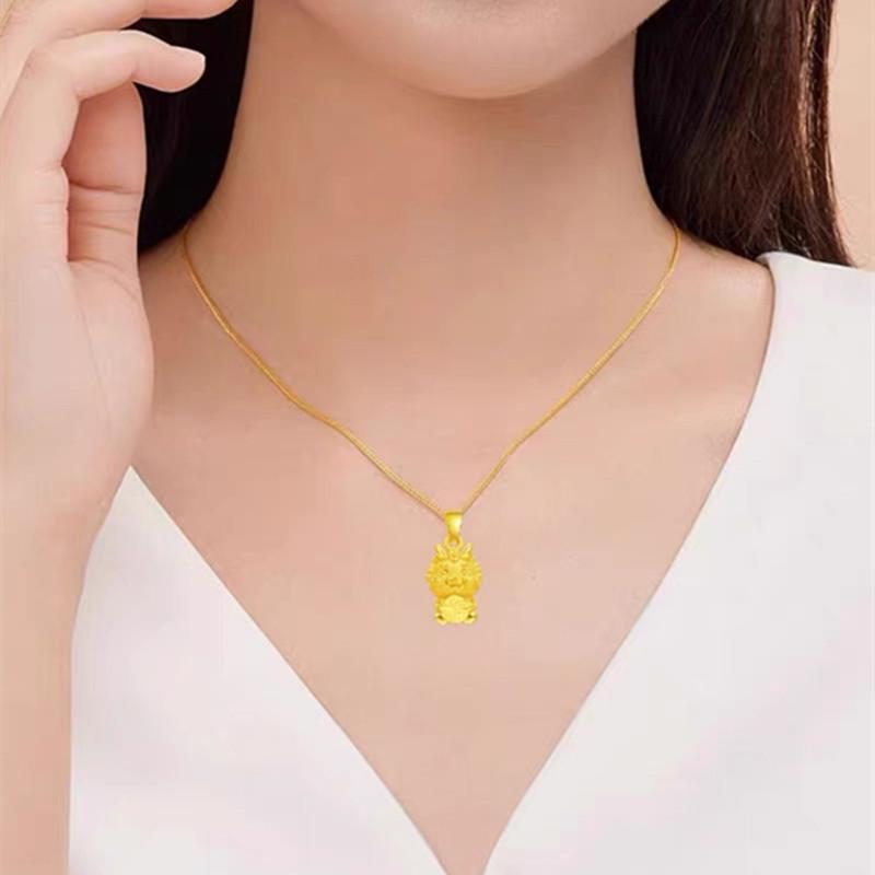 Fu Long Necklace: Chinese Zodiac Dragon Pendant for Women, Light Luxury Style, Perfect Year of the Dragon Birth Year Gift