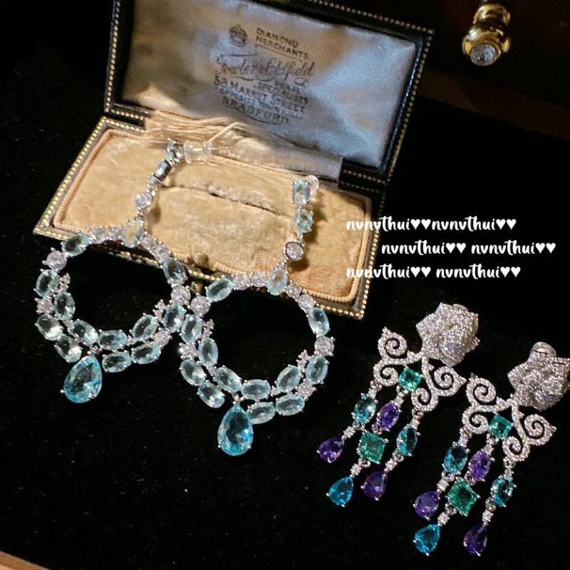 Vintage-Inspired Fog Blue Zircon Hoop Earrings With Floral Wreath Design 18K Gold Plated Geometric Statement Jewelry Women