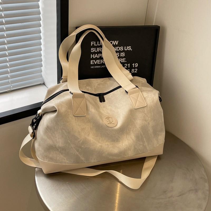 Trendy PU Leather Large-Capacity Travel Bag: Casual Handheld & Single Shoulder Sports Fitness Luggage