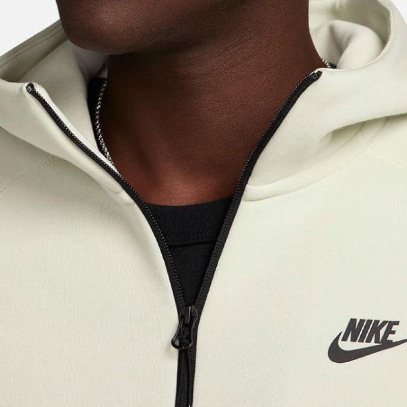 Nike Hooded Zip Up Tech Fleece Windrunner Full Zip Hoodie Fb7922 020 S2401