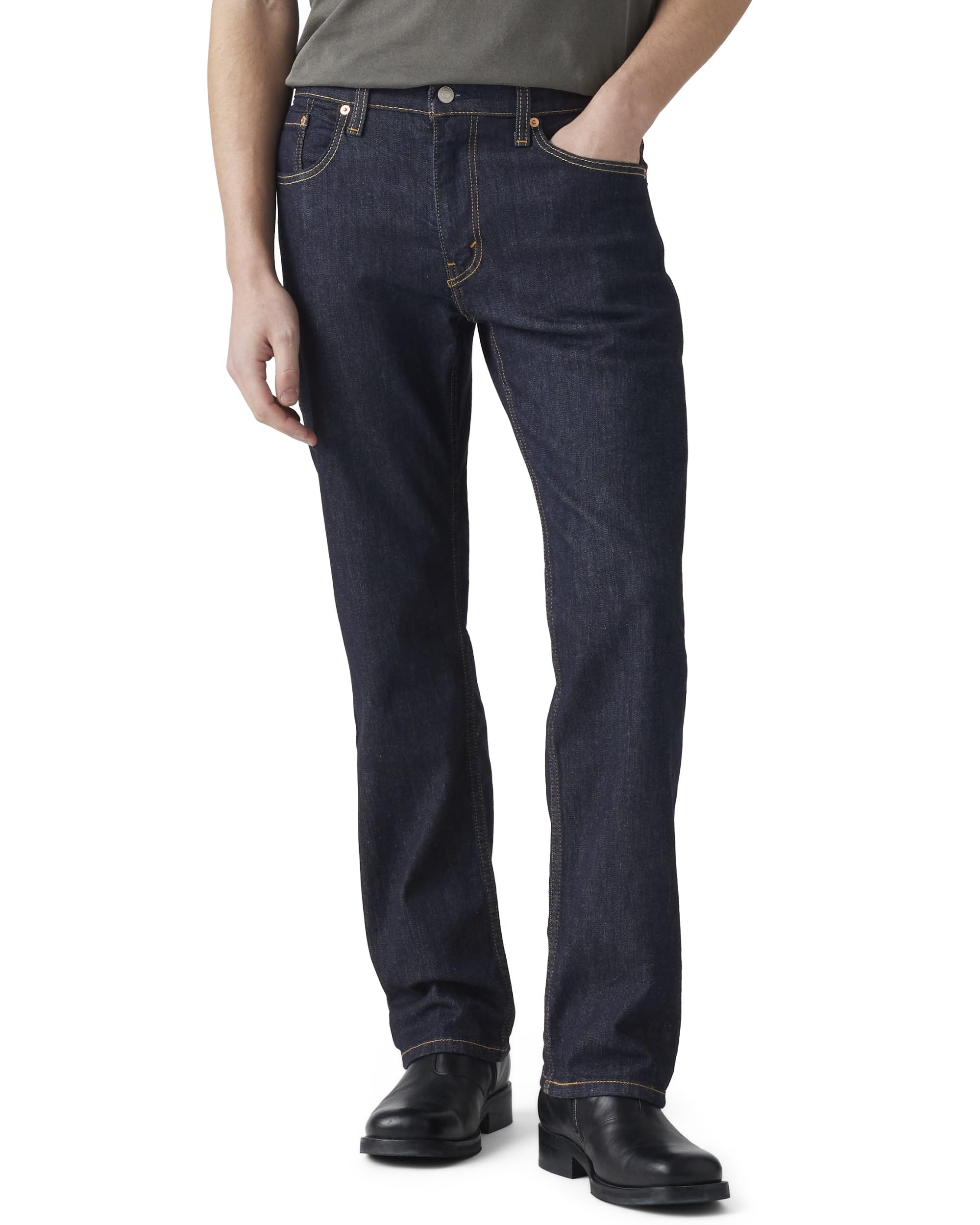 

Levi s 559(TM) Relaxed Straight Fit Jeans Men s 00559-0581 US W31 L32