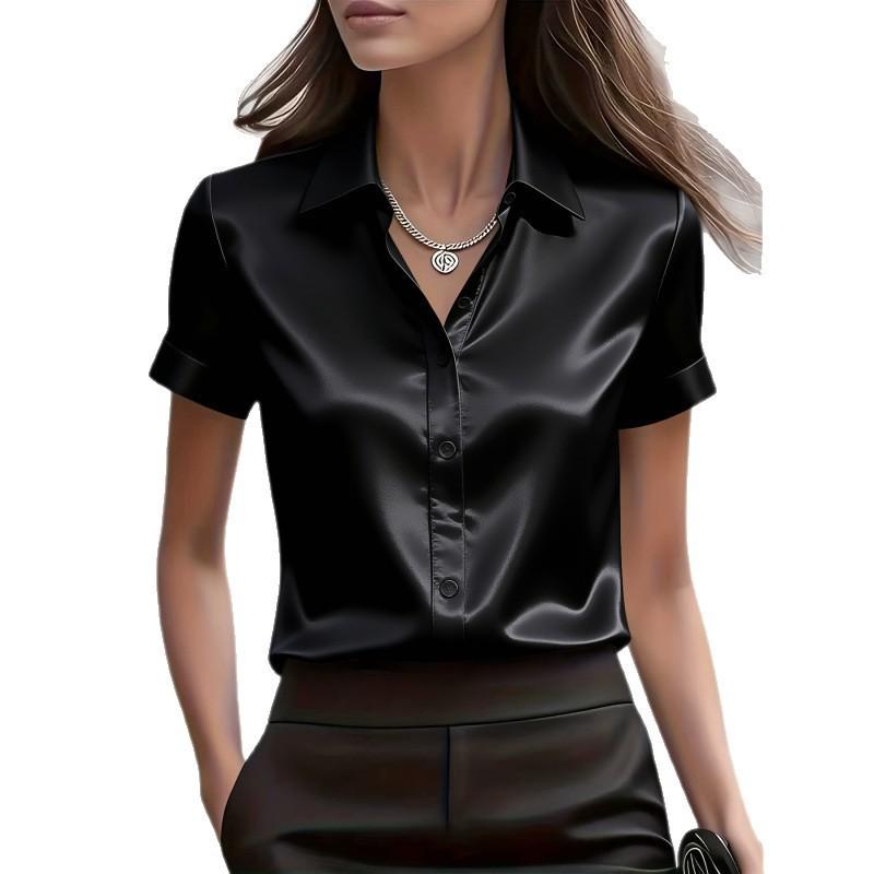 Camicia da donna a tinta unita in raso con colletto rovesciato, maniche corte, bottoni, vestibilità slim