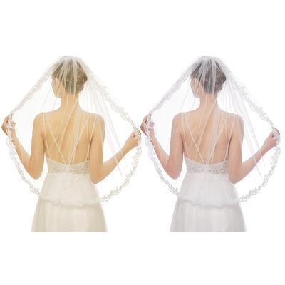 Brautschleier mit Metallkamm Spitzenapplikationen Fingerspitzen Durchsichtiger Tüll für die Hochzeit