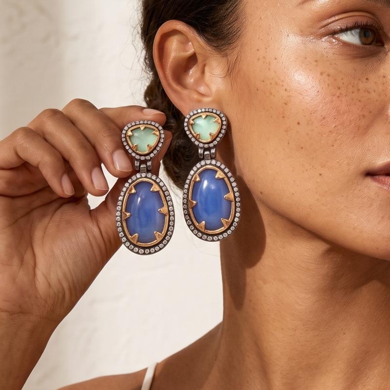 European and American Exaggerated Retro Full Diamond Geometric Resin Earrings Metal Feeling Women's Versatile Fashion Earrings Bohemian Style