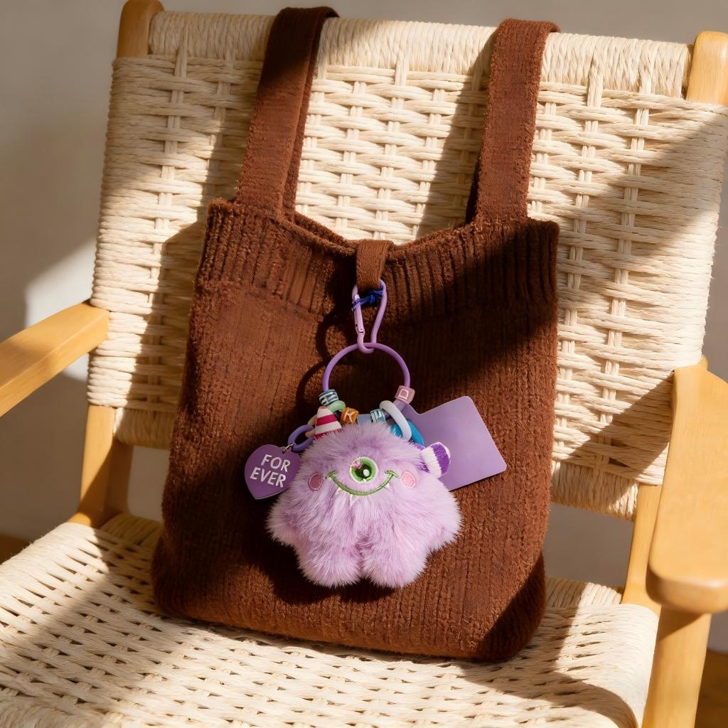 Monster Plüschtier Schlüsselanhänger mit bunter Kette, Kreativer Puppen-Taschenanhänger, Niedliches Geschenk für Kinder Frauen Männer für Rucksack Handtasche