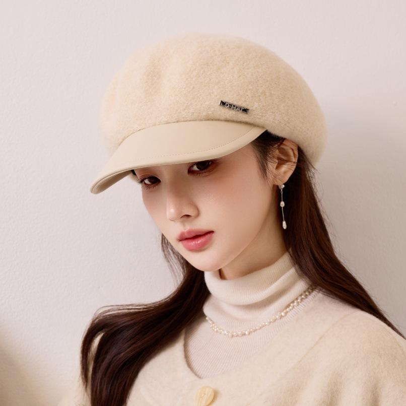 Retro octagonal hat women's autumn and winter versatile leather brim hat modified face shape thin women's hat supports mixed batch