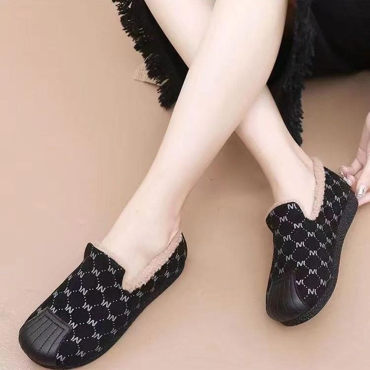 Soft-soled Velvet Beanie Shoes Winter New Warm Fluffy Shoes Lazy One-pedal Casual Women's Cotton Shoes