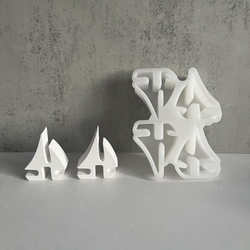 DIY 4 Sailboat Plug-in Candlestick Decoration Silicone Mold Handmade Boat Plaster Drop Glue Mold Home Tabletop Decoration Gift