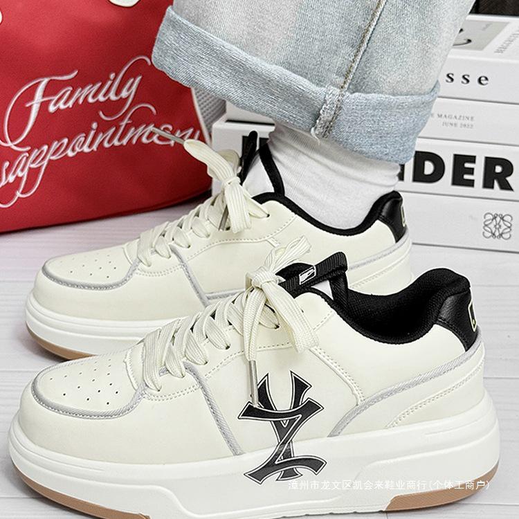 Men's 2025 Niche Summer Breathable Anti-Odor White Thick-Soled Height-Increasing Casual Sneakers