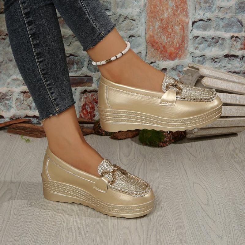 Women's Plus Size Slip-On Loafers, Platform Block Heel Casual Flats with Metal Buckle