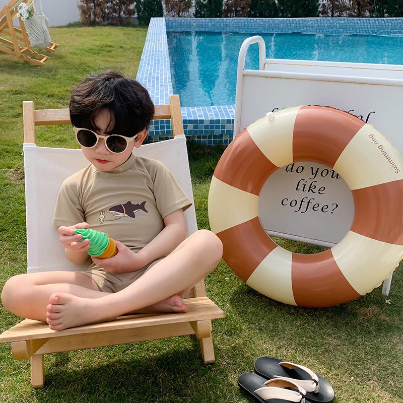 

2025 Детский слитный купальник «Акула» для мальчиков - Быстросохнущий, солнцезащитный купальник для детей 100 cm кофейный