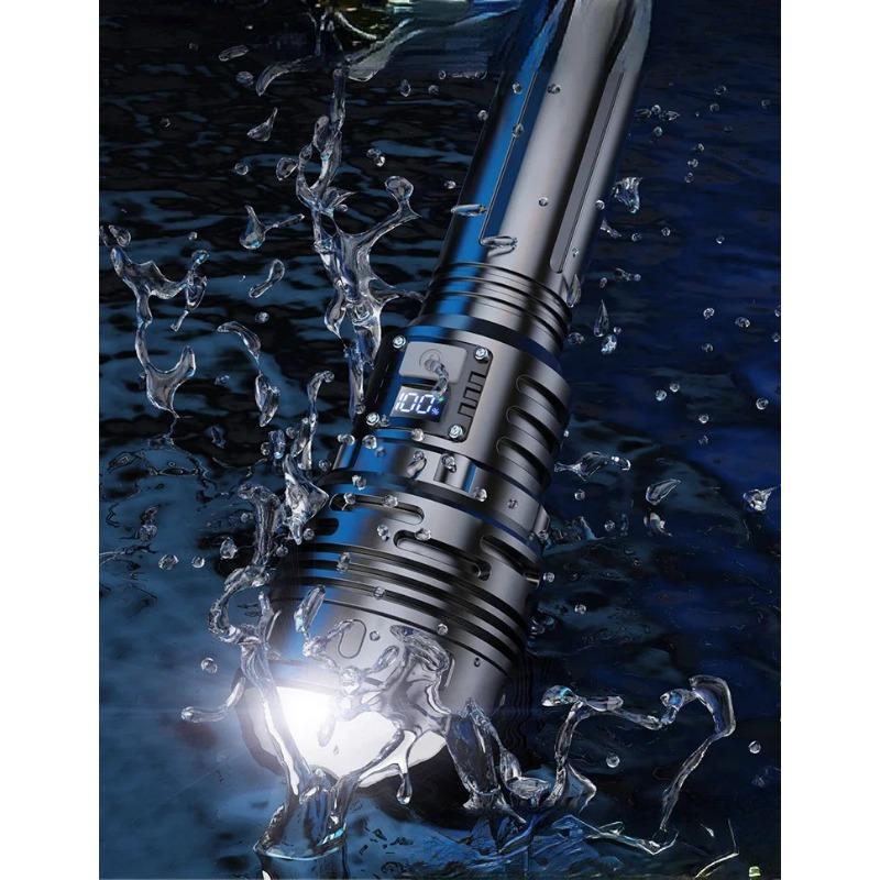 10000LM Kraftfull LED 10000mah Ficklampa Laddning Teleskopfokus Fjärrkontroll Lång Stark Hand Lampa Laser Camping Ficklampa Zoom Display