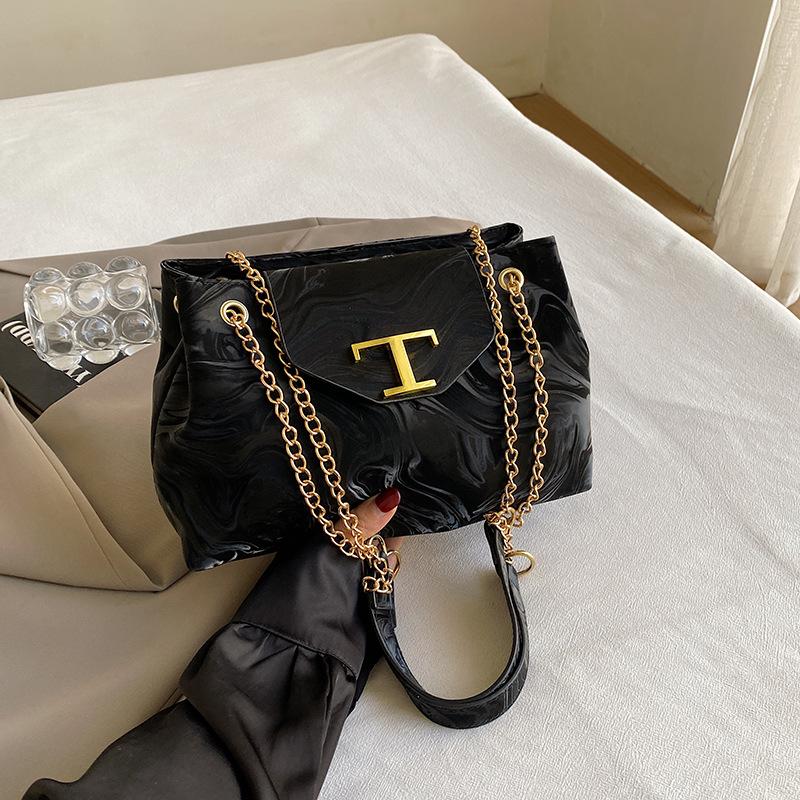 

Simple casual bag women s 2024 summer new simple fashion large capacity tote bag fashion shoulder messenger bag чёрный