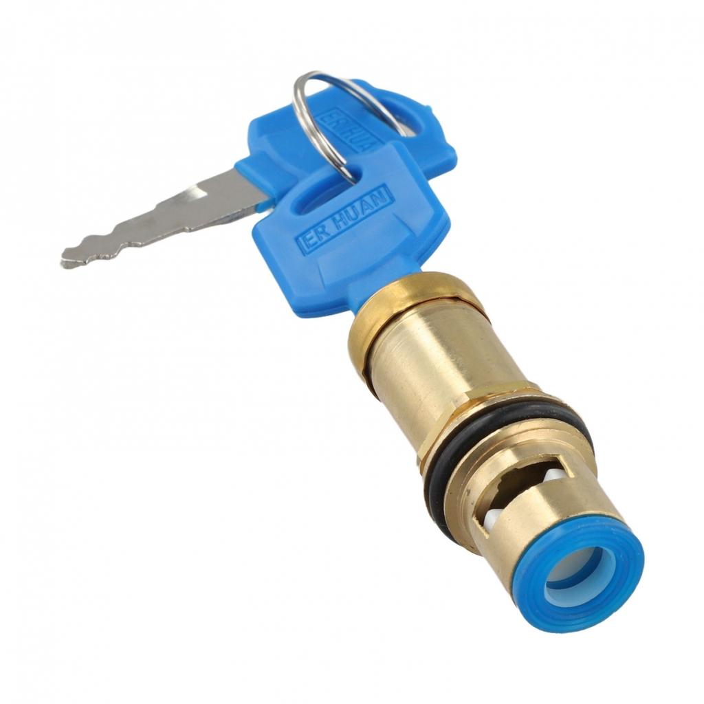 Konstrukcja odporna na erozję Zawór mosiężny kranu antykradzieżowego Zamek kranu do użytku zewnętrznego