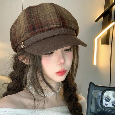 Karierte britische Retro-Oktagon-Mütze für Damen, Herbst und Winter, vielseitige Gesichts-Kleinkünstler-Mütze, temperamentvoller Baskenmütze, Schiebermütze