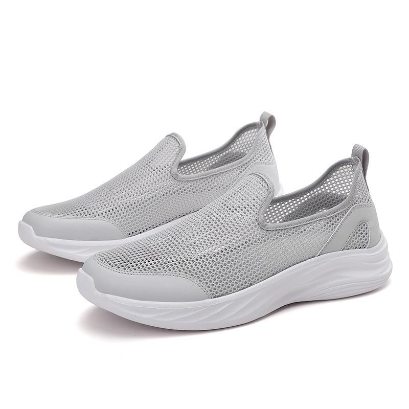 Large size men's shoes summer new lazy hollow breathable mesh shoes low top foot cover casual sports single shoes