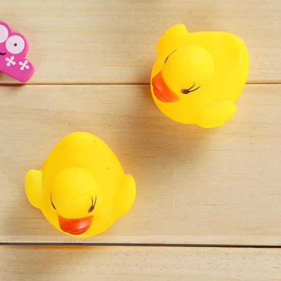 4Pcs Toy Ducks Cute Cartoon Shape Yellow Baby Toy Ducks for Shower