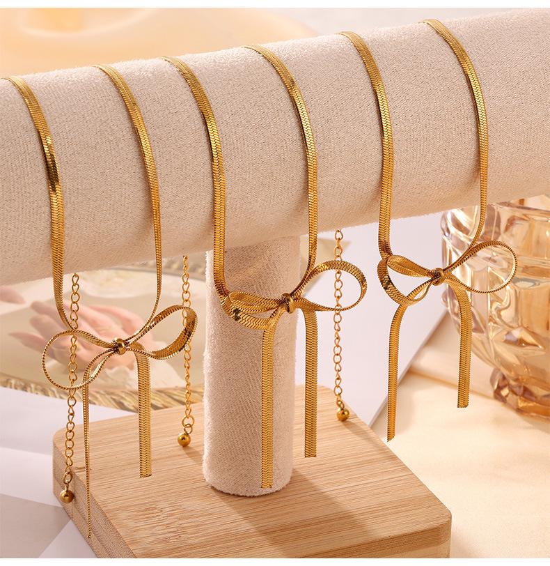 Trendy Bow Earrings & Jewelry Set: Niche Metal Design