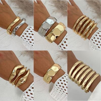 Bracelet jonc punk irrégulier épais pour femmes Bijou de déclaration créatif vintage quotidien pour banquet Cadeau Accessoires géométriques Bracelet manchette exagéré