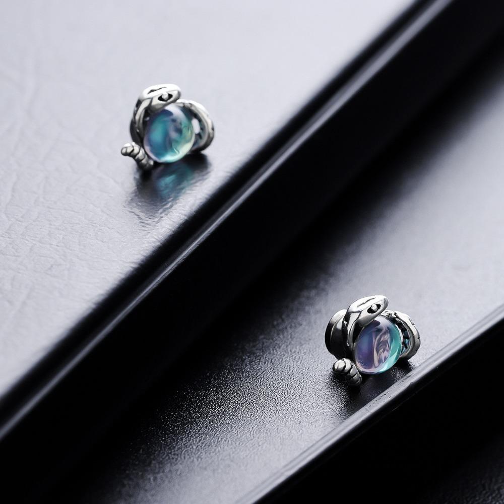 Korean Style Snake Clip Earrings Streetwear Men Ear Cuffs Cool Crystal Magnetic Ear Stud Women