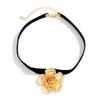 Ethnic style retro flower necklace female niche versatile flannel flower collar necklace