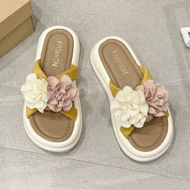 Height-increasing Thick-soled One-word Versatile Slippers for Women's Summer Wear 2025 New High-end Flower Beach Non-slip and Cool Slippers