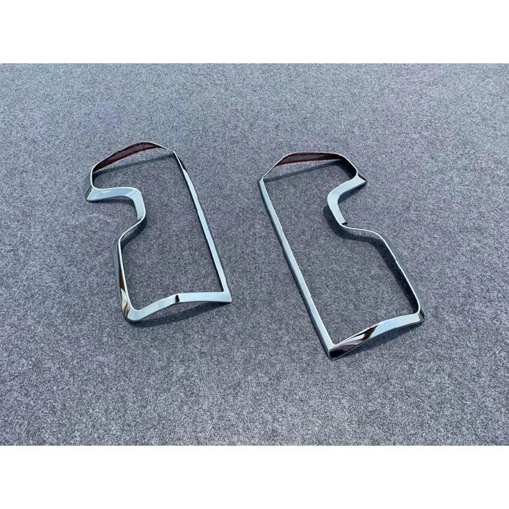 For Chevrolet Silverado   Car Accessories ABS Chrome Tail Light Rear Back Frame Lamp Cover Trim molding