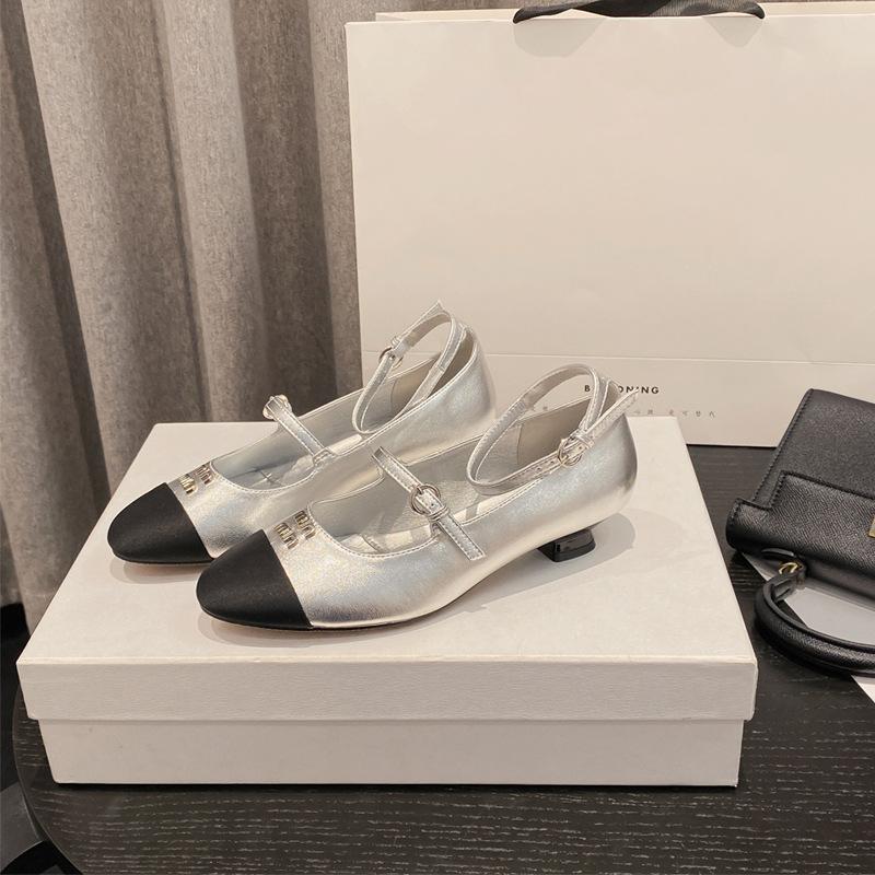 Shallow mouth single shoes women's spring and autumn 2025 new miu home low heel retro word with Mary Jane single shoes women