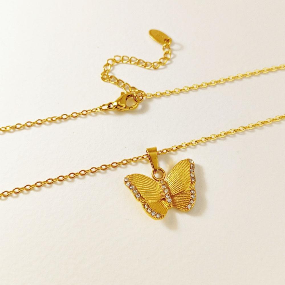 Simple And Elegant Fashion Butterfly Diamond Necklace Female Fashion Personality Temperament Titanium Steel Clavicle Chain Versatile
