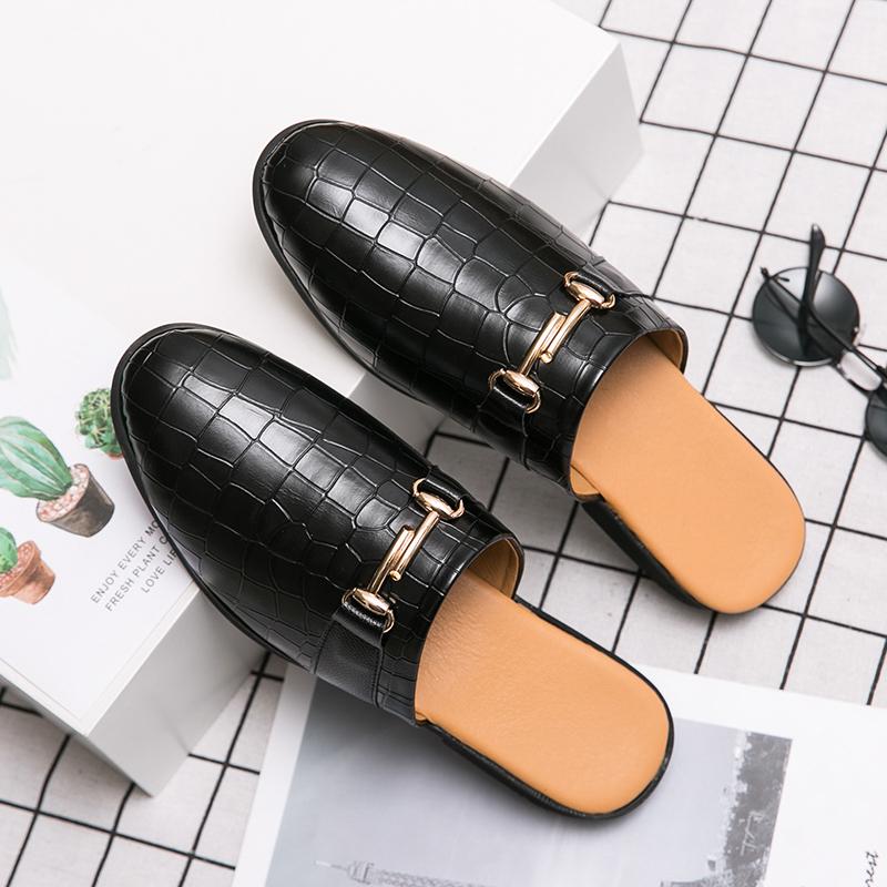 Nuove Scarpe Nere Mezze Scarpe Motivo Coccodrillo Scarpe in Pelle Uomo Mules Scarpe Casual Uomo Sapato Social Masculino Mocassino Uomo Scarpa